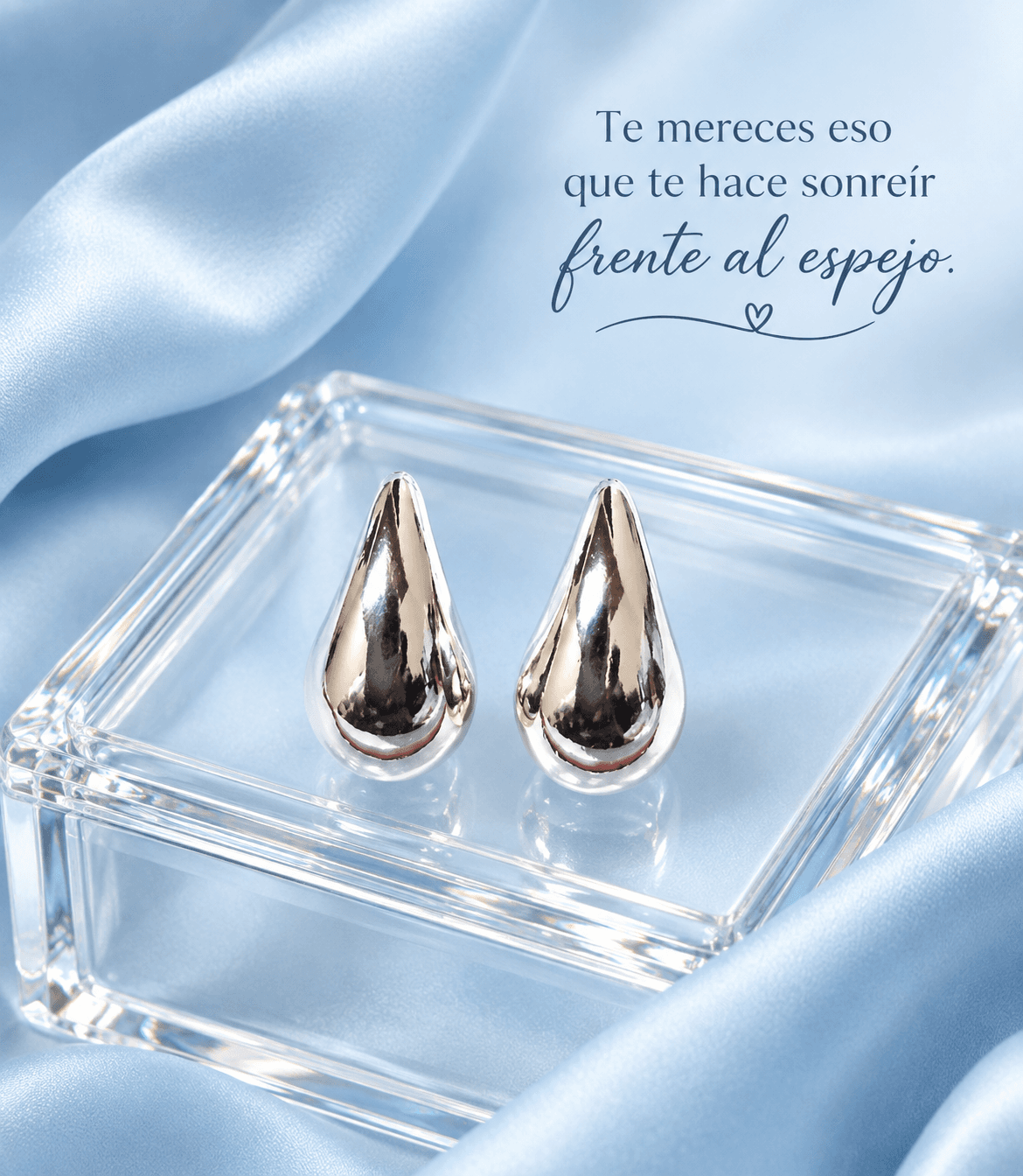 Aretes tipo gota plateados